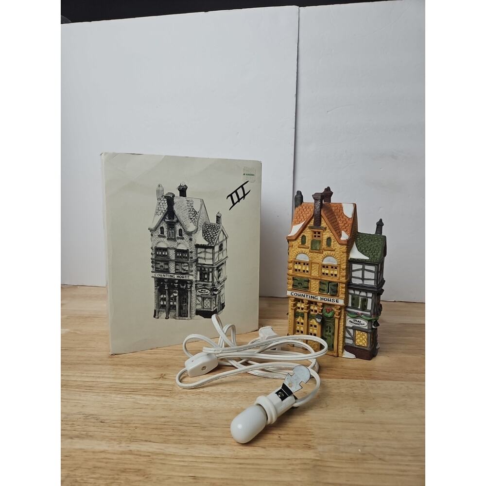 Dept 56 HVS Dickens Village "Silas Thimbleton Barrister" #5902-1 Box & Cord